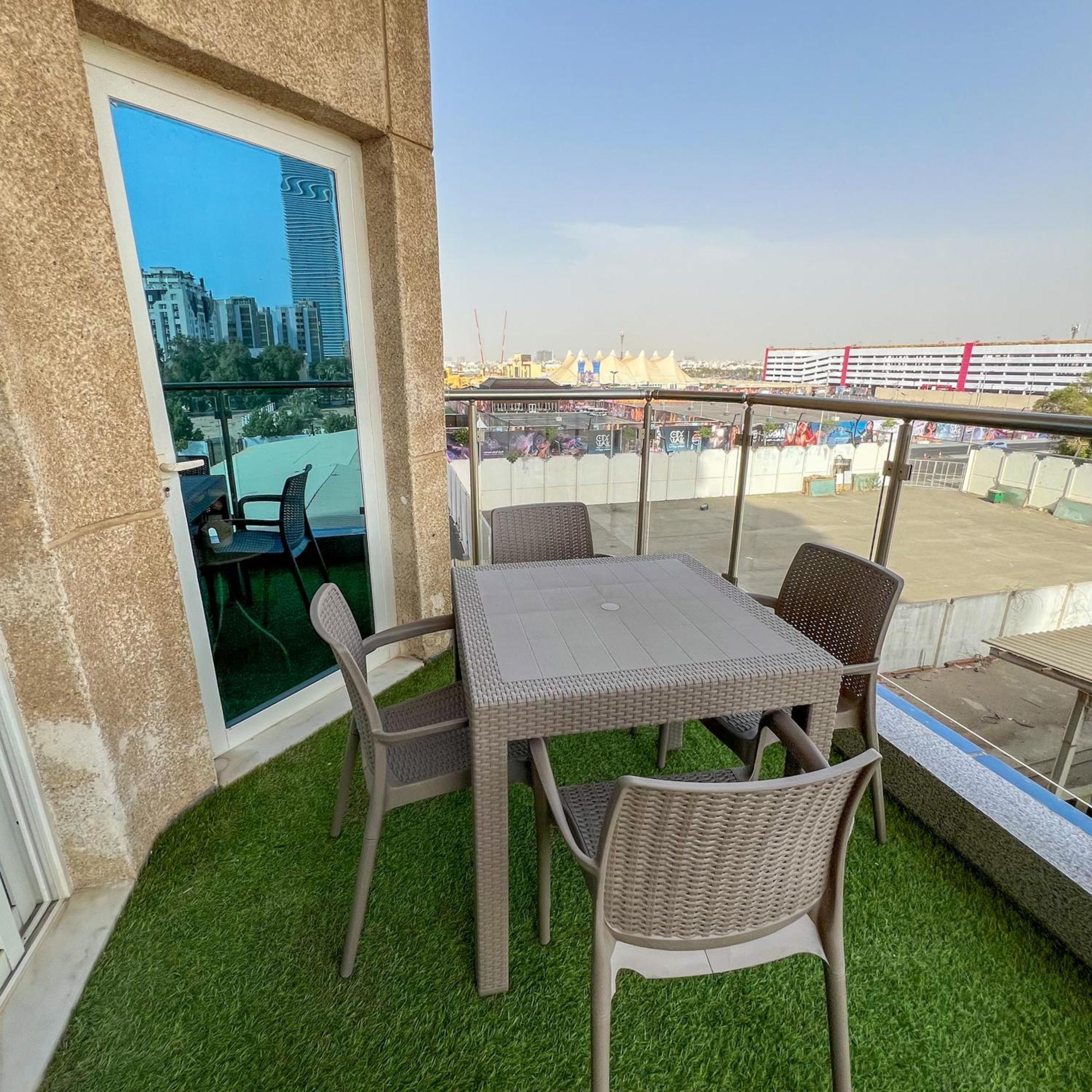 Ferienwohnung Almasarat Tower Sea View Dschidda Exterior foto